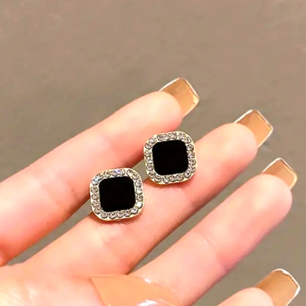NEW Sparkling Black & Crystal Geometric Square Stud Earrings -Lovely Classy GIFT - Picture 2 of 7